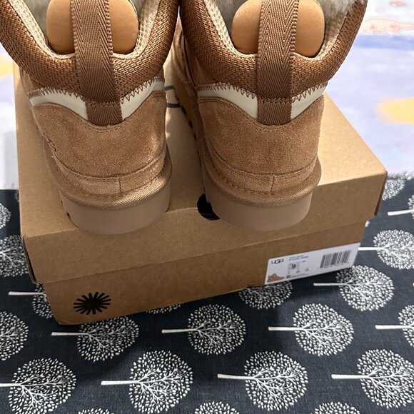 Brown Ugg High-Top Warm Boots - Picture 5 of 9